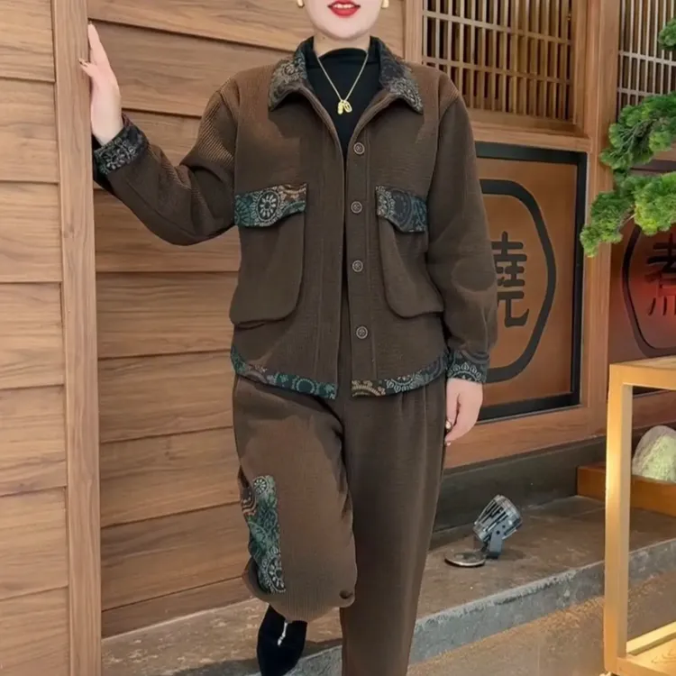 春秋款复古风印花女装套装2025新款宽松休闲时尚开衫妈妈装两件套
