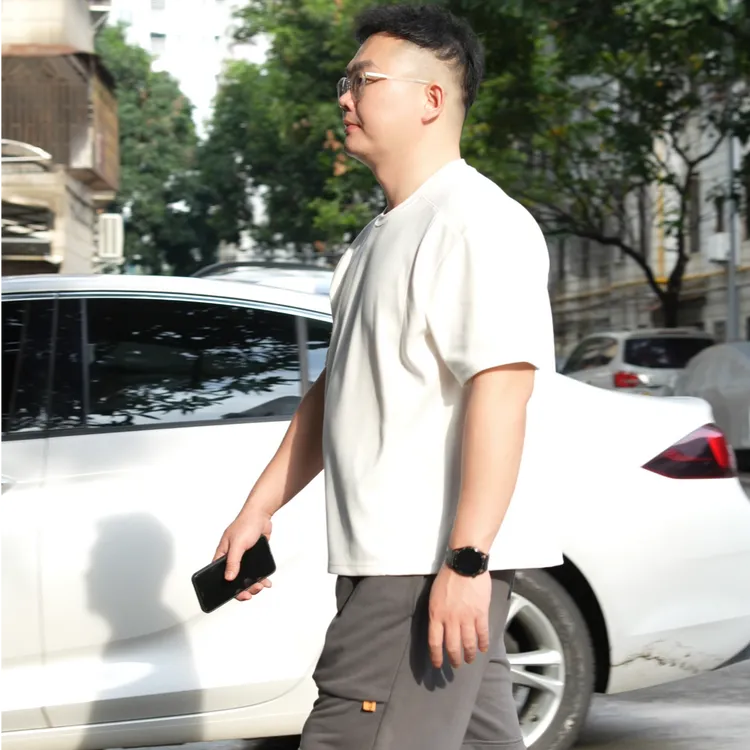 时尚运动休闲大码男装短袖潮流纯色圆领常规夏季大码宽松型T恤