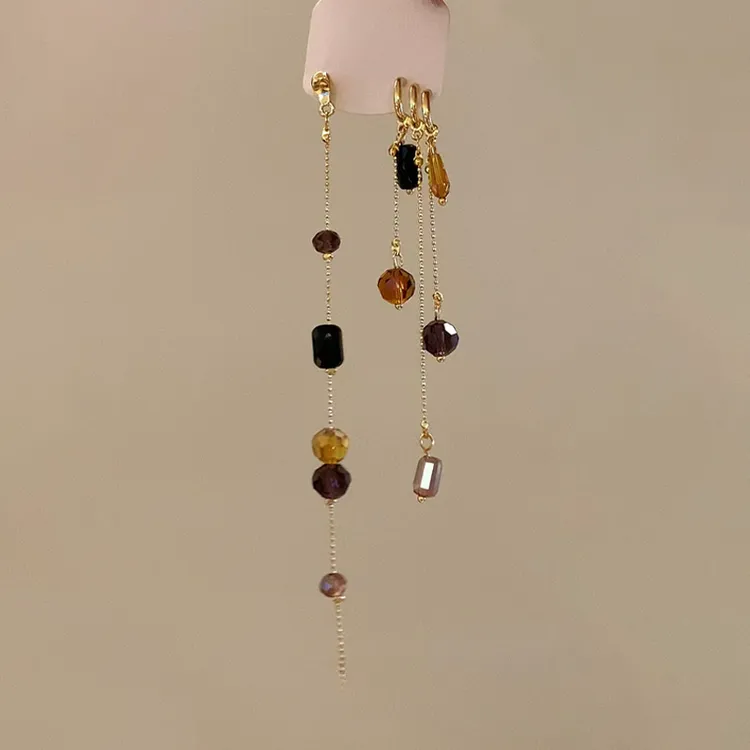 铜合金耳饰 美拉德不对称串珠流苏耳环女秋冬复古设计感显瘦耳饰