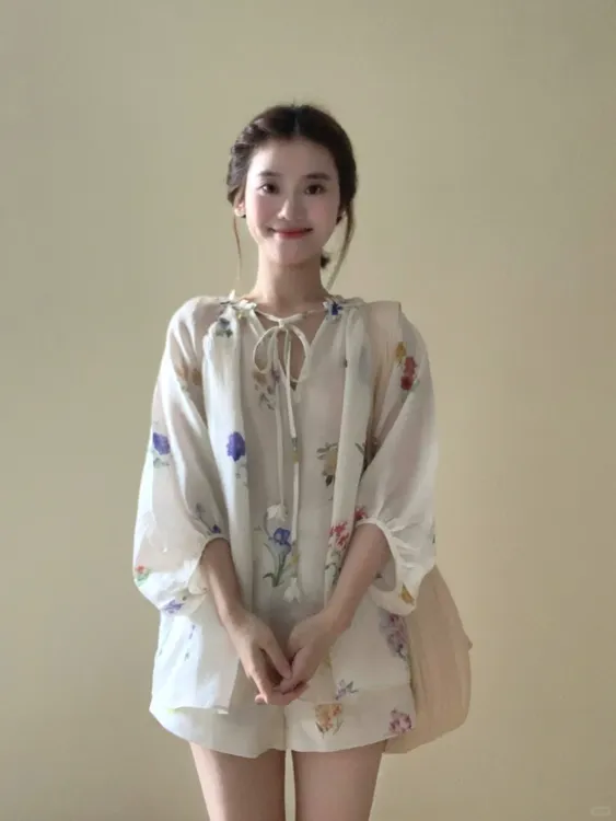 韩风chic套装复古碎花衬衫短裤两件套女2025夏季穿搭一整套高级感