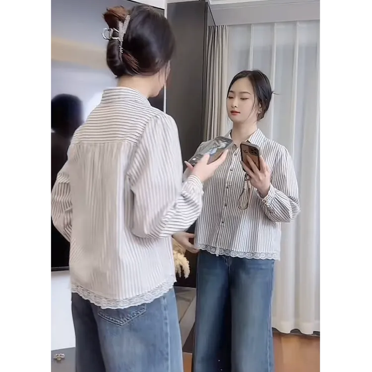 2025新款小个子超好看蕾丝花边条纹衬衫女春装流行洋气减龄小衫