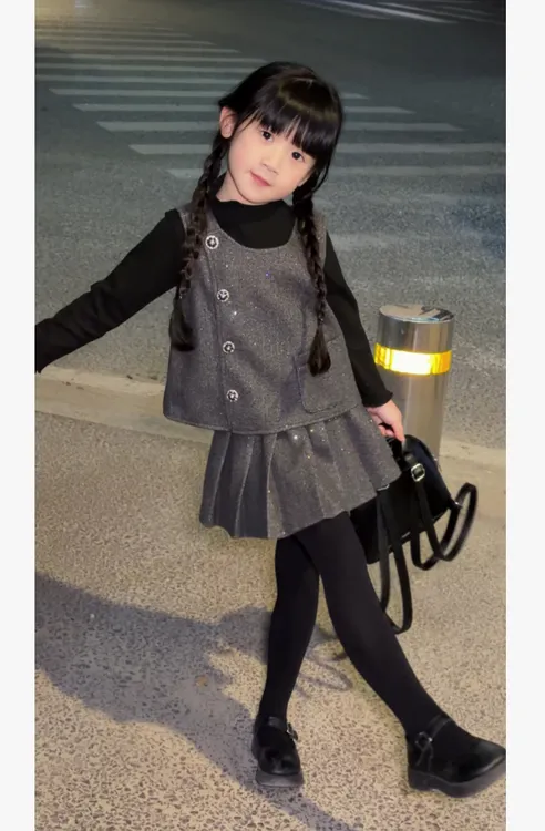 女童套装学院风冬款小香风儿童马甲套头洋气上衣加绒小钱风三件套
