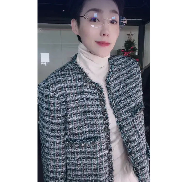 法国进口 百年厂牌 羽毛鱼鳞小香 WT1240