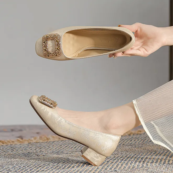 新中式小方扣浅口不累脚中跟鞋高跟时尚复古方头粗跟软底大码单鞋