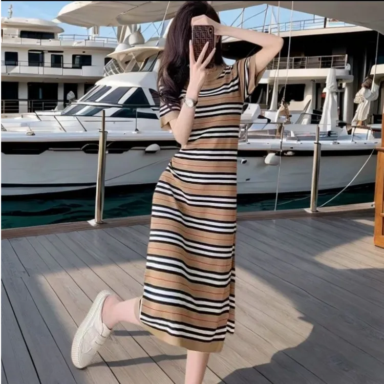 夏季新款高级设计感条纹时尚长裙F001
