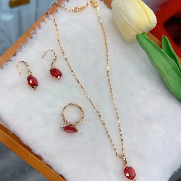 铜合金亚克力项链 新款轻奢精美耳环戒指项链三件套套装00085