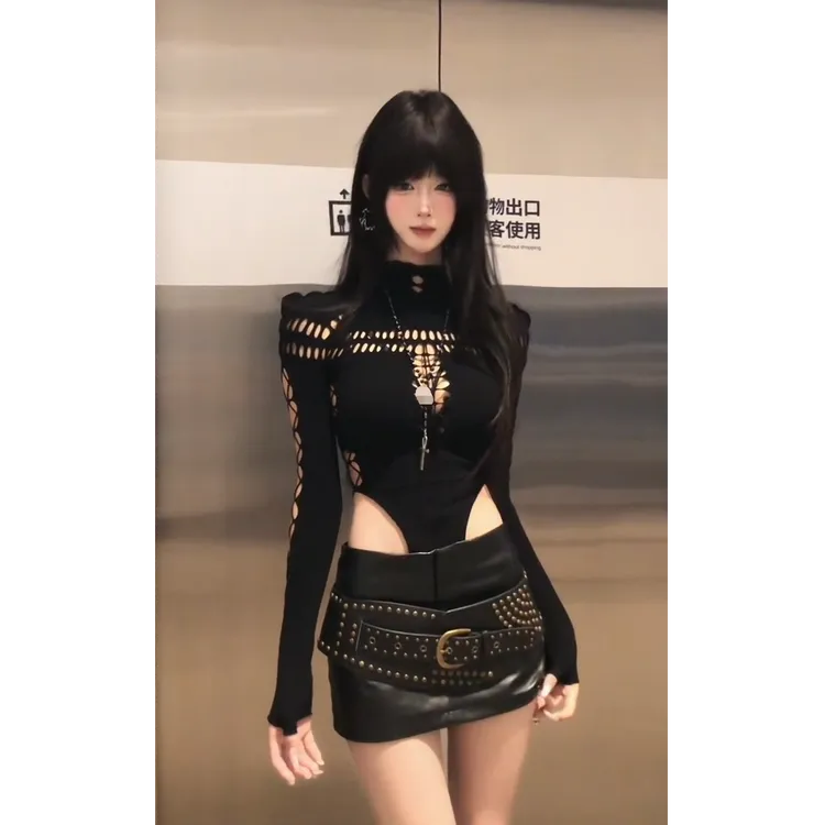 美式辣妹2025早秋新款机车少女性感镂空连体上衣配皮裙短裙两件套