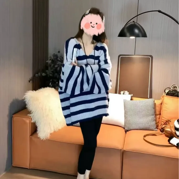 2025早秋韩版时尚设计感条纹V领毛衣百搭简约芭比裤打底裤俩件套
