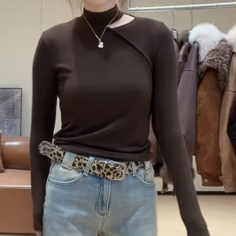 【单肩镂空】磨毛冬款显瘦修身气质时尚设计感T恤上衣LK2508782-1