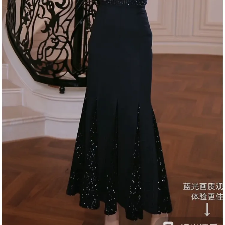 【芙娜妮】2025秋冬鱼尾裙新款显瘦遮肉时尚洋气女半身裙F2530886B