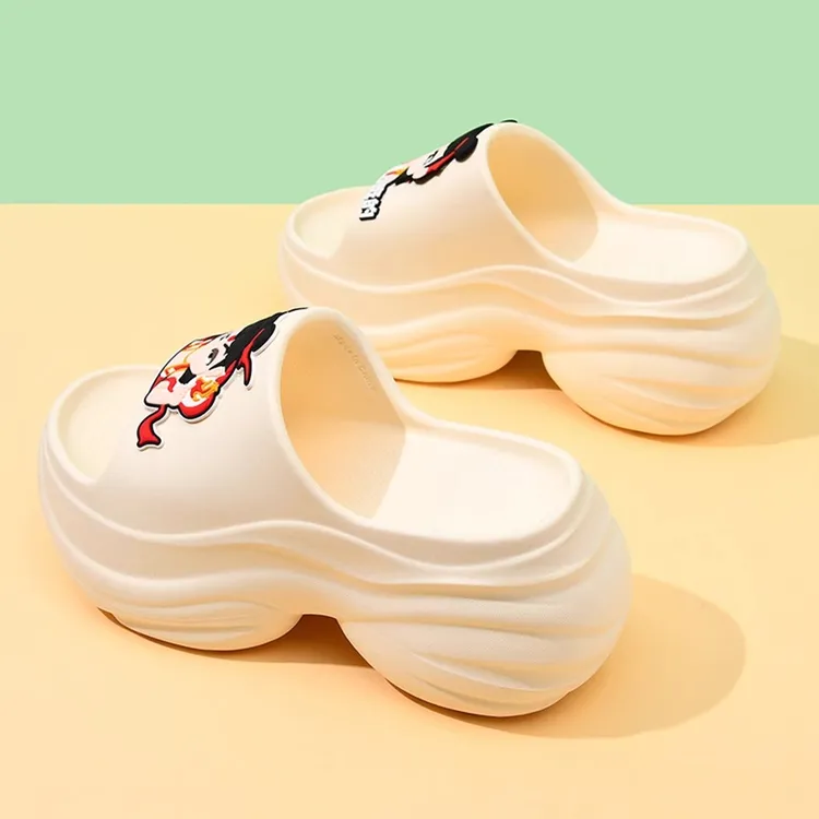 厚底拖鞋女夏季2025新款外穿增高卡通哪吒时尚小个子防滑沙滩凉拖