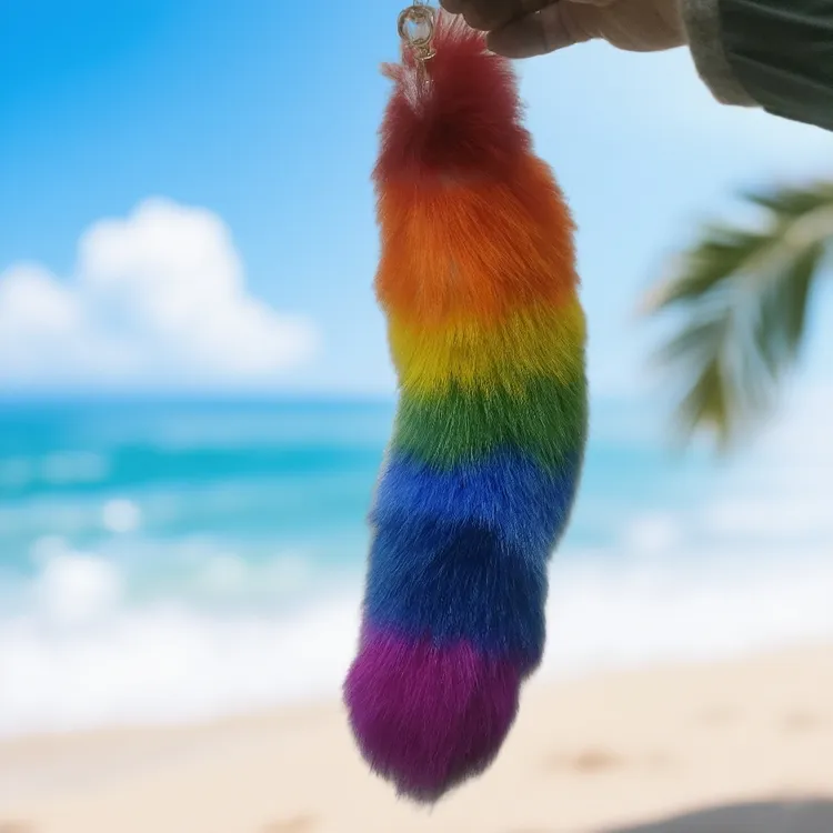 狐狸毛汽车钥匙扣小尾巴真毛挂饰包包挂件、包挂件毛绒毛毛