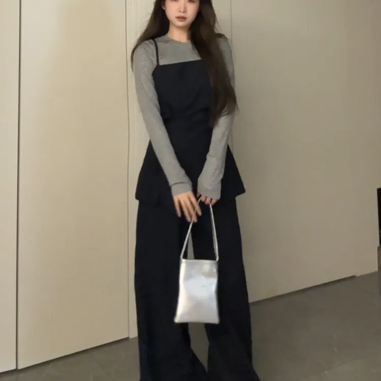 早秋穿搭一整套女大码胖mm显瘦遮肚减龄吊带背心上衣阔腿裤三件套