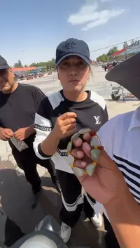 未镶嵌和田玉（糖玉）挂件和田玉