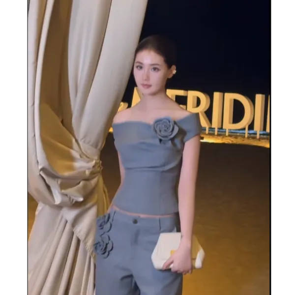 设计感气质套装立体花朵短袖T恤上衣女2025新款显瘦休闲裤两件套