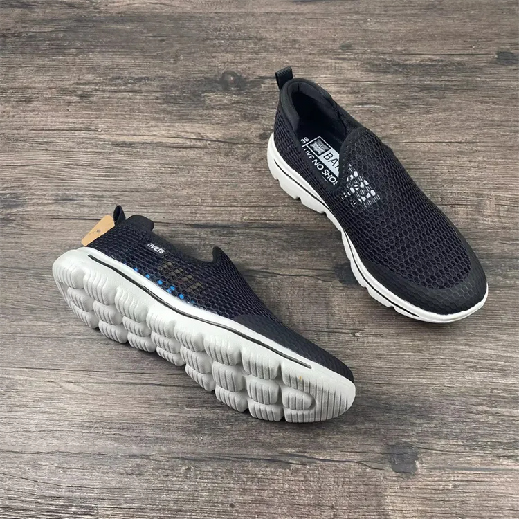 夏季外贸尾货捡漏男士一脚蹬中老人鞋网面透气减震防滑爸爸套脚鞋