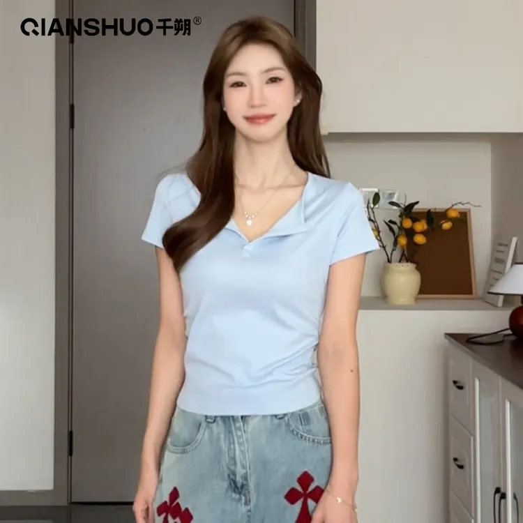 千朔V领设计感纯色正肩短袖t恤女夏季辣妹修身显瘦打底上衣百搭商品图