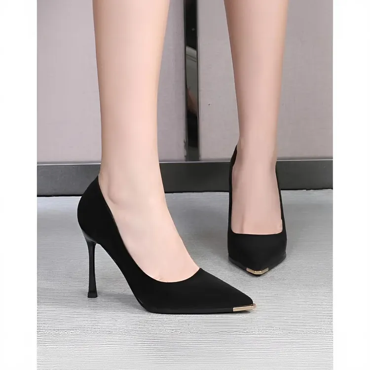 爆款时尚春秋百搭黑色细跟尖头气质性感春季浅口高跟鞋防踢头单鞋