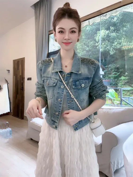 美式复古牛仔外套2025春季新款高级感洋气时尚气质翻领钉珠上衣女