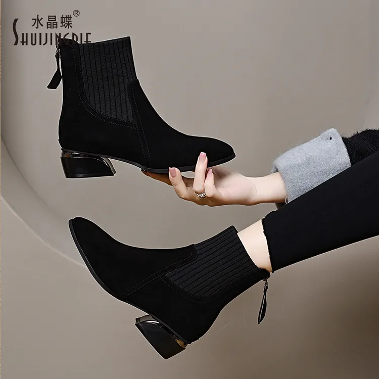 水晶蝶2025冬季保暖时尚真皮鞋高跟女靴短筒气质优雅粗跟短靴