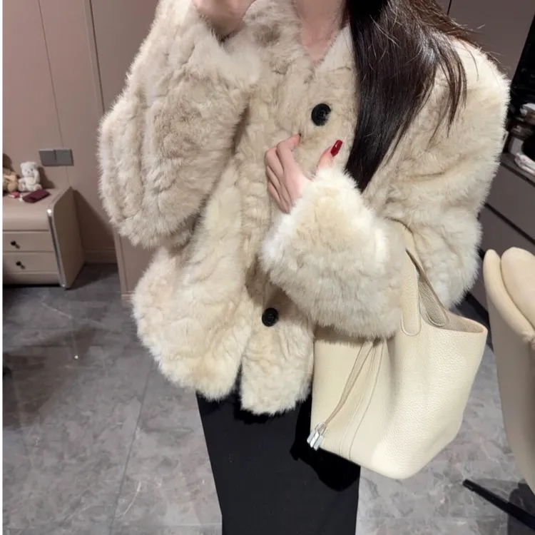 高级感皮毛一体毛毛外套女短款加厚保暖轻奢风环保小湖羊皮草