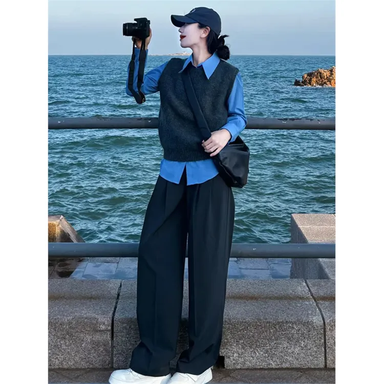 2025新款秋季女装一整套法式洋气复古衬衫针织马甲阔腿裤三件套装
