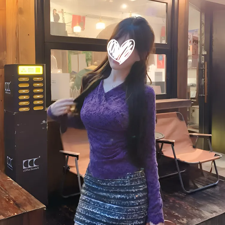 2025新款洋气蕾丝衫女韩版时尚修身显瘦洋气内搭打底衫