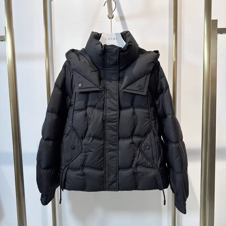 麦寻女装冬季新款YRSZS03A巧克力色保暖时尚减龄连帽短服