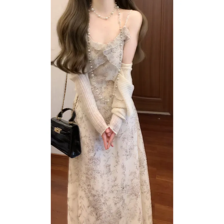 【南风知我意】 法式温柔碎花吊带裙荷叶边长裙&防晒空调开衫9114