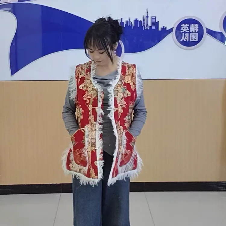 女款藏式羊毛边加绒马甲