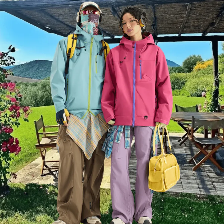 太山象男款冲锋衣爆款2025新款户外休闲运动登山防风防水女款外套