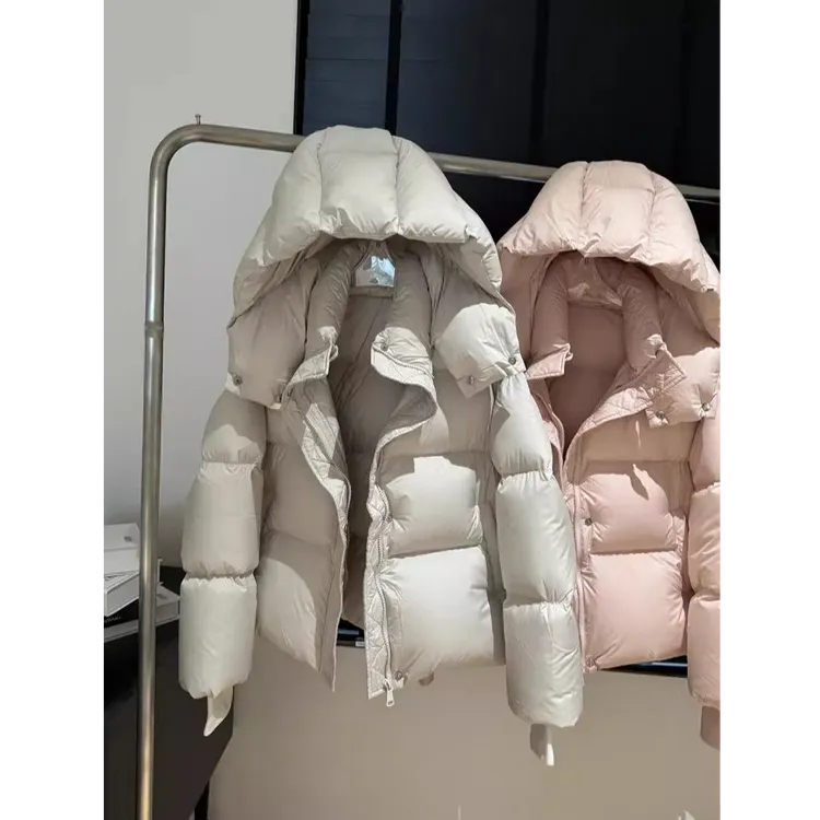 2025女冬季新款韩版设计感泡时尚芙云朵面包加厚保暖短款棉服外套