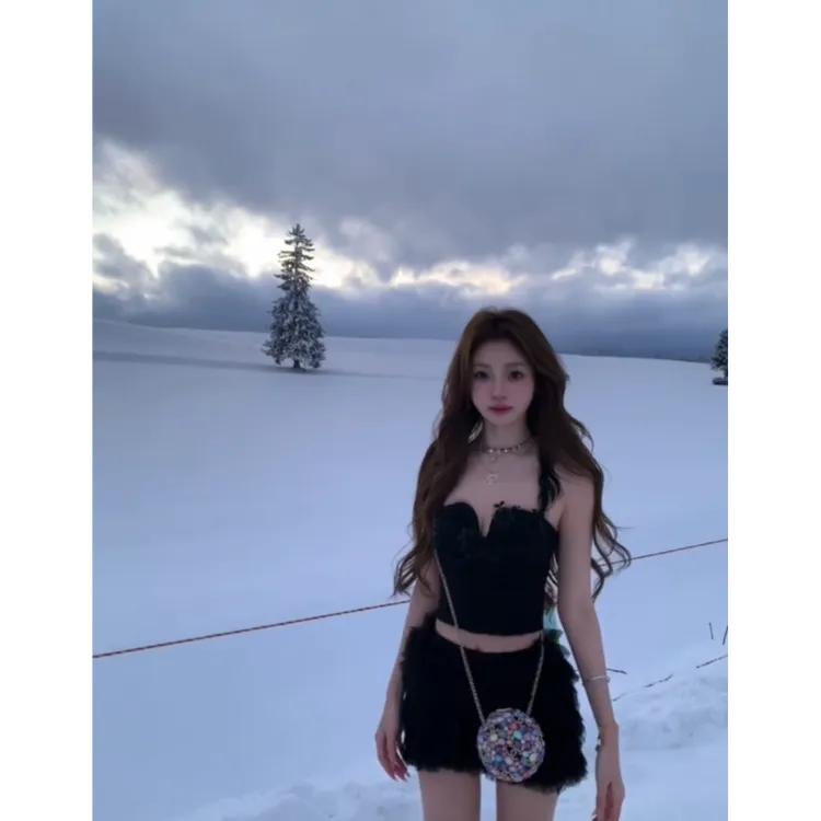 欧美气质性感辣妹纯欲高级感抹胸上衣包臀裙子秋季新款女装两件套