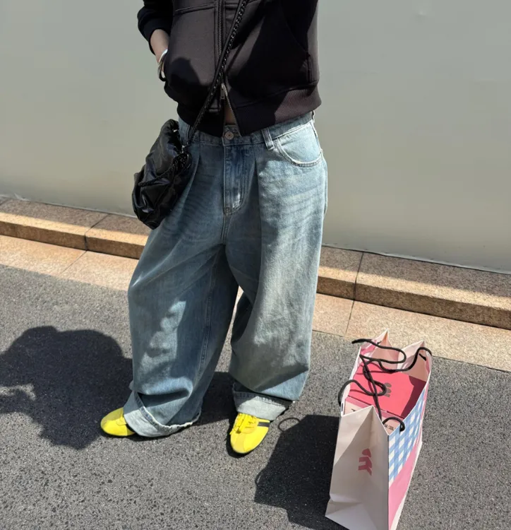 2025秋冬新款百搭显瘦蓝色重工洗水阔腿直筒牛仔裤宽松美式长裤女