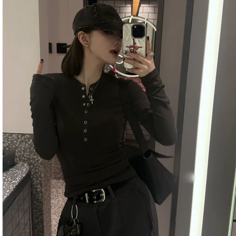 2025秋冬新款时尚打底T恤气质显瘦洋气休闲百搭长袖外穿上衣修身