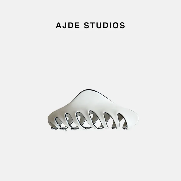 AJDE｜醋酸撞色鲨鱼夹 01