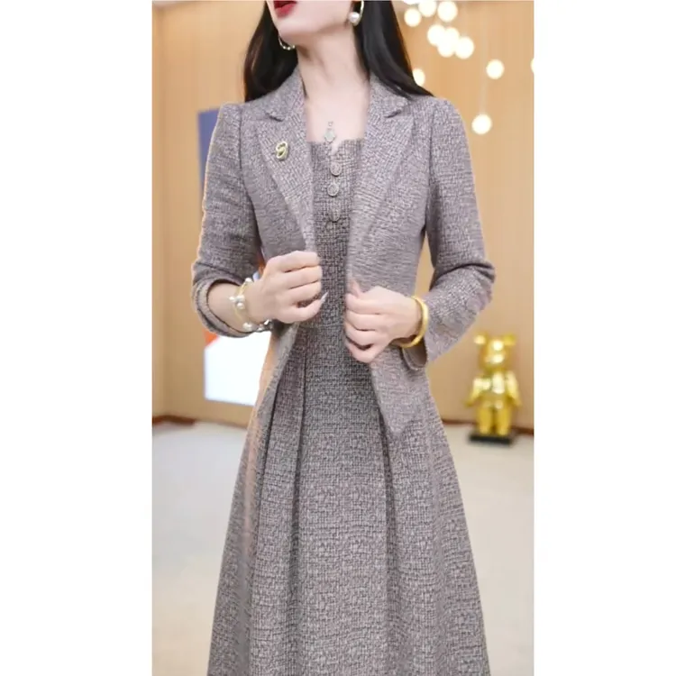 复古休闲秋季新款奢华时尚套装过膝气质连衣裙