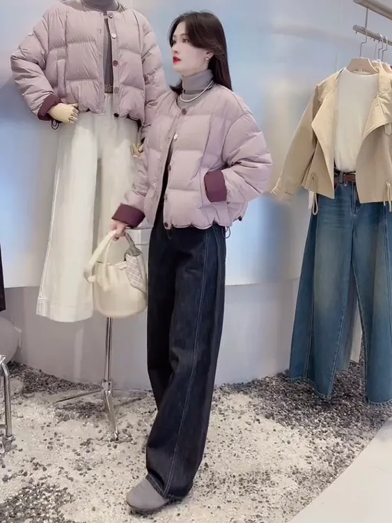 短款圆领拼色羽绒服女2025冬季新款宽松显瘦加厚保暖白鸭绒面包服