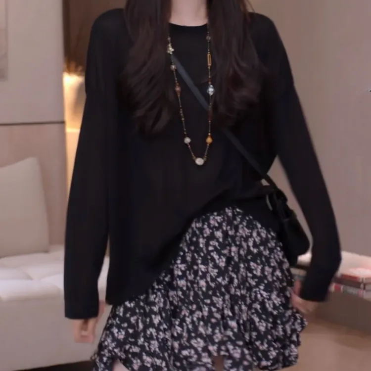 时尚百搭圆领套头防晒透气上衣女2025年夏季新款休闲长袖漂亮小衫