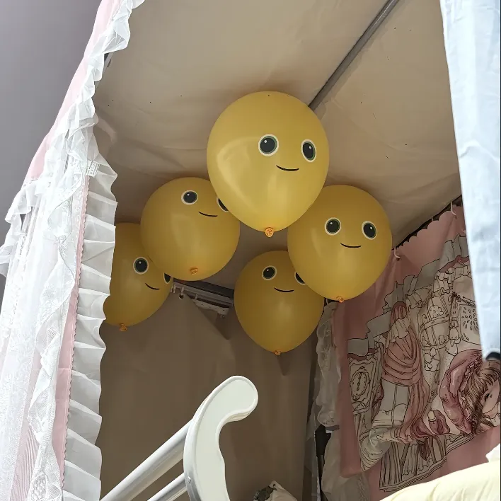 【崽崽】小奶龙气球加厚可爱饰品手工表情笑脸卡通饰品汽车内饰品