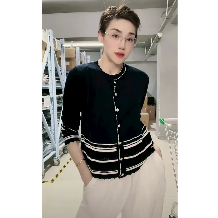 定制纱线桑蚕丝 花边长袖开衫 CX0189