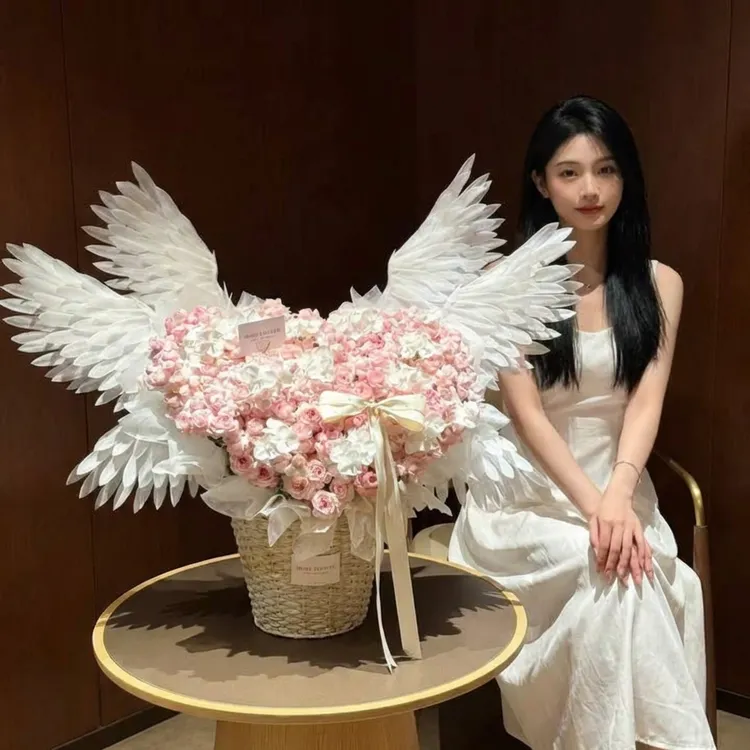 天使之翼永生花新款玫瑰香皂玫瑰花花束高级感情人节送女友闺蜜礼