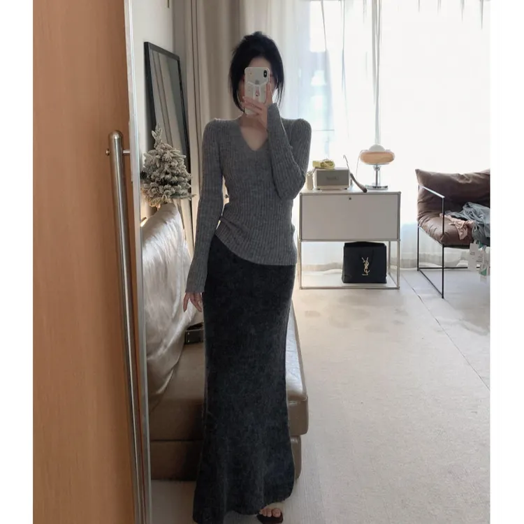 2025秋冬女装富家千金流行一整套洋气毛衣裙子套装气质小众两件套