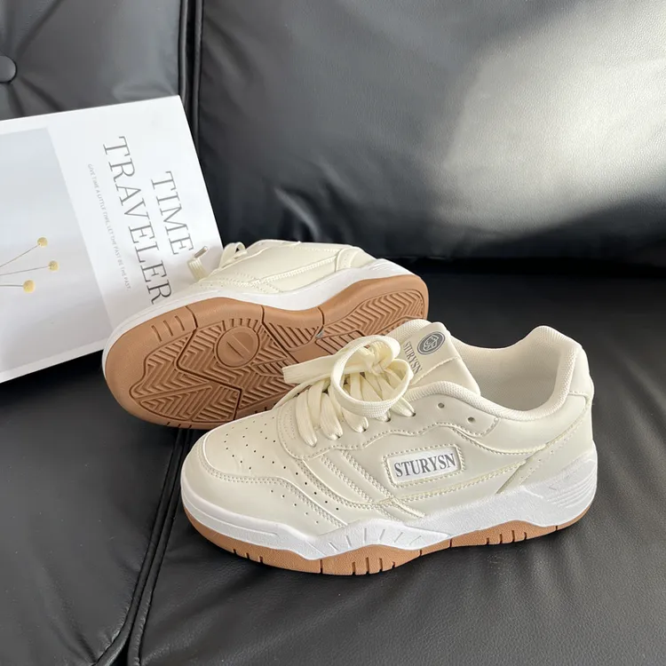 原创奶油色厚底面包鞋女韩版学生百搭休闲板鞋2025冬季新款小白鞋