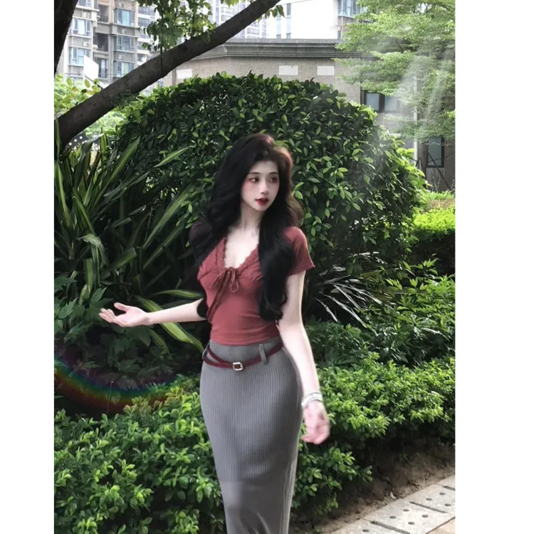 【乱世佳人】夏季新款御姐风V领蕾丝拼接系带上衣搭高腰显瘦半身裙