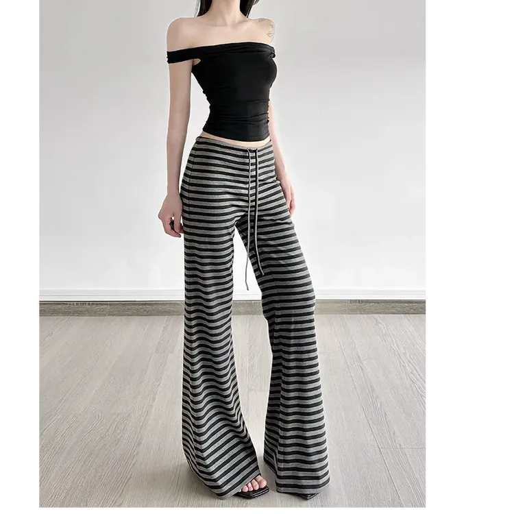 条纹休闲遛弯裤子女早秋2026新款宽松显身材高腰慵懒风微喇阔腿裤
