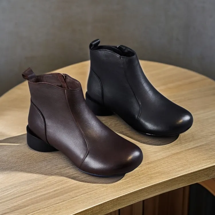 头层牛皮妈妈鞋2025年秋冬季新款时尚百搭真皮马丁靴女短靴