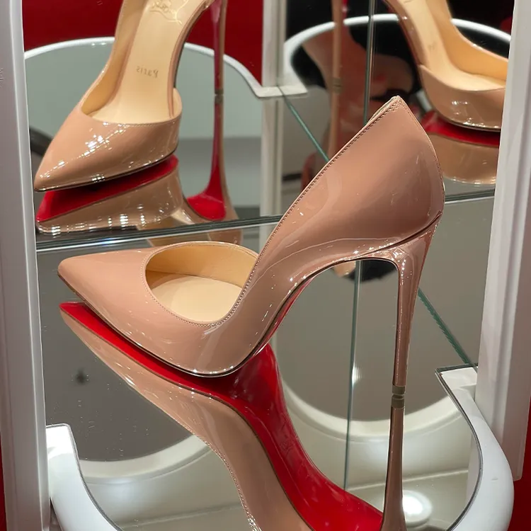 2025新款裸色侧空红底绝美高跟鞋性感名媛风尖头阔腿裤必备鞋
