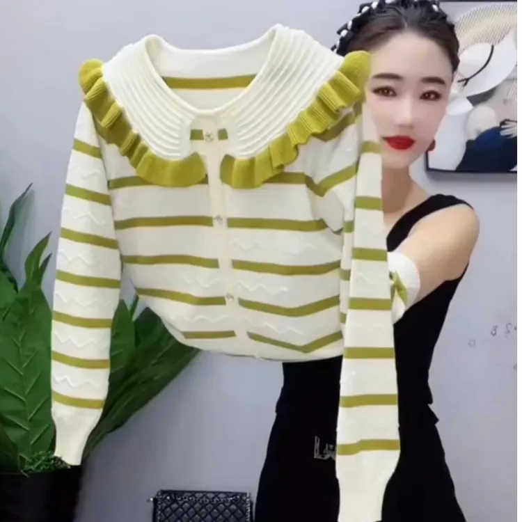 秋季长袖娃娃领针织衫气质减龄显瘦小香风打底衫长袖宽松时尚气质