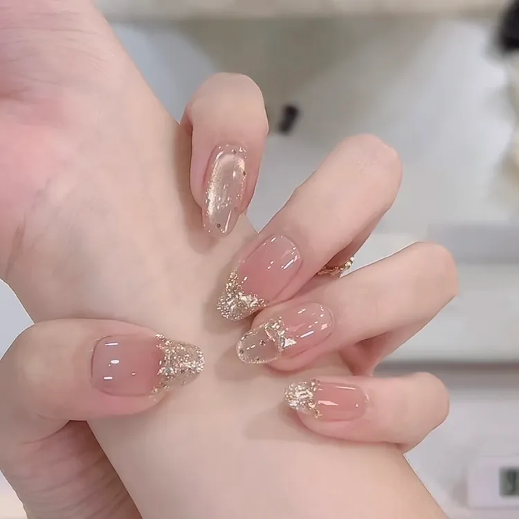 【金色芭蕾】裸色渐变法式猫眼纯手工穿戴甲短款锆石堆钻爆闪美甲贴